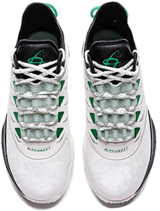 安踏 GH1 低帮 阿尔法 耐磨透氣 籃球鞋 白黑綠 Lookbook 安踏 GH1 低帮 阿尔法 耐磨透氣 籃球鞋 白黑綠