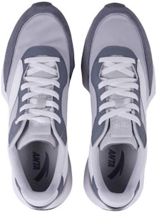 安踏 传承 70 防滑耐磨 低帮 生活休閒鞋 男款 灰白 Shop 安踏 传承 70 防滑耐磨 低帮 生活休閒鞋 男款 灰白