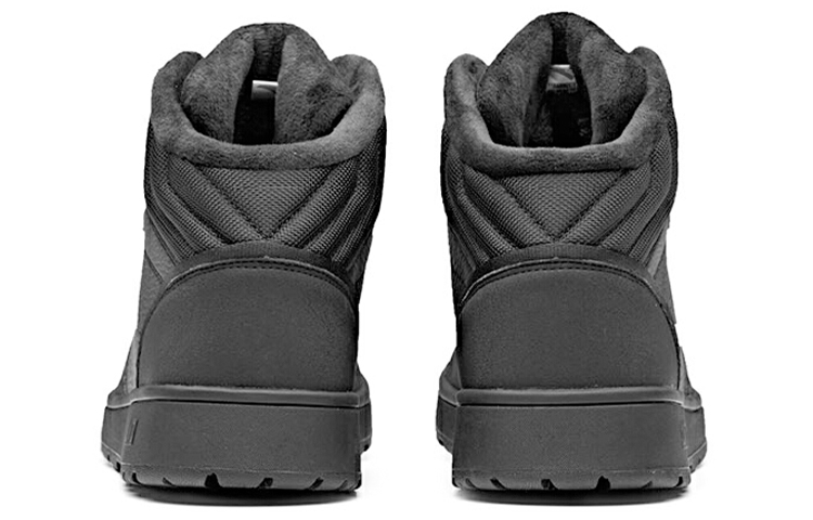 Shop Anta High-Top Peluche 'Negro' 11848901-1