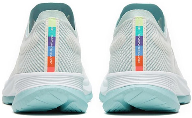 Anta安踏 氫跑五代 防滑耐磨 低筒 跑步鞋 白藍 Lookbook Anta安踏 氫跑五代 防滑耐磨 低筒 跑步鞋 白藍