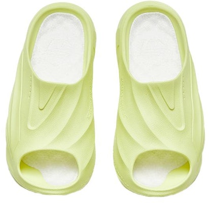 Anta Kai 1 Slide 'Lime Green' 112321801-4 Lookbook Anta Kai 1 Slide 'Lime Green' 112321801-4