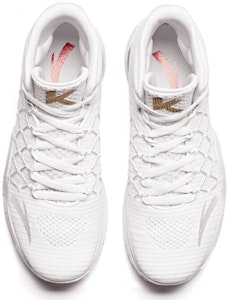 Anta安踏 KT3 湯普森總冠軍 白金 Lookbook Anta安踏 KT3 湯普森總冠軍 白金