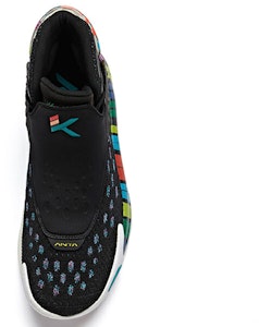 Anta KT5 'Mes de la Historia Negra Arcoíris' 112011101-2 Lookbook Anta KT5 'Mes de la Historia Negra Arcoíris' 112011101-2