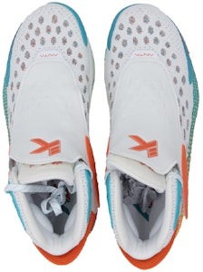 Anta安踏 KT5 克萊 湯普森 萬聖節 耐磨透氣 高筒 籃球鞋 白彩 Shop Anta安踏 KT5 克萊 湯普森 萬聖節 耐磨透氣 高筒 籃球鞋 白彩