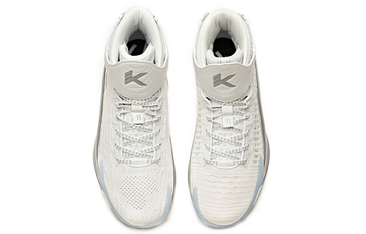 Lookbook Anta KT5-REMIX 'Prototipo Plata Blanco' 11941103-1