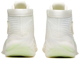 Anta KT6 Tinggi 'Putih' 112041101-2 Shop Anta KT6 Tinggi 'Putih' 112041101-2