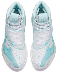 アンタKT6ハイカット「ウェーブブルー」
(Anta KT6 haikatto "Uēbu burū") 112121101-2 Lookbook アンタKT6ハイカット「ウェーブブルー」
(Anta KT6 haikatto "Uēbu burū") 112121101-2