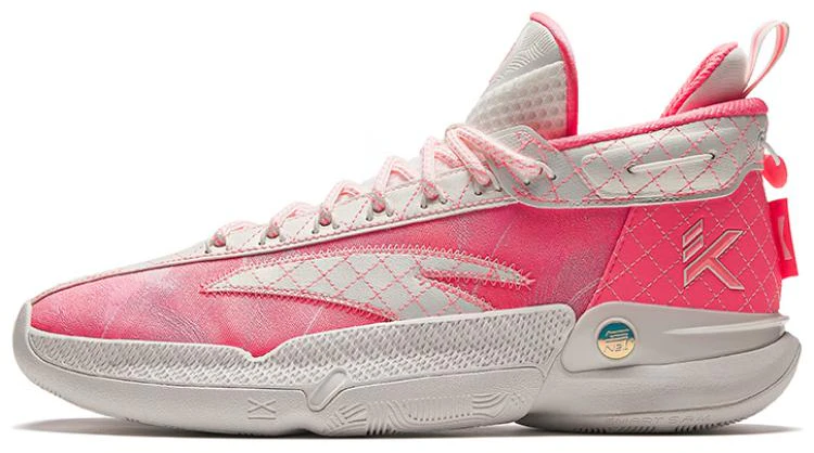 anta-kt-9-klay-thompson-heart-112411101-1