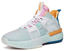 Anta安踏 要瘋系列 KT 衝擊1 湯普森 防滑減震平衡 中幫 籃球鞋 瓷綠 Lookbook Anta安踏 要瘋系列 KT 衝擊1 湯普森 防滑減震平衡 中幫 籃球鞋 瓷綠