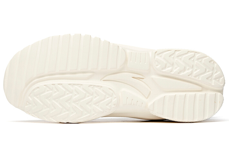 Shop Anta Life Low 'Putih Hijau' 912048823-3