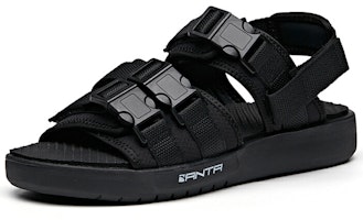 安踏 生活系列 防滑耐磨 運動涼鞋 黑色 Order 安踏 生活系列 防滑耐磨 運動涼鞋 黑色