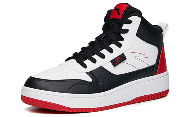 Lookbook 安踏滑板系列高帮运动鞋‘白黑红’ 912038010-18