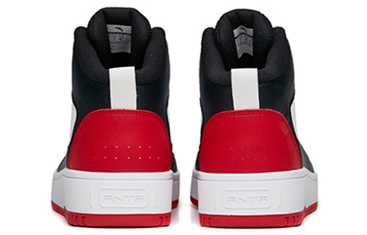 Shop 安踏滑板系列高帮运动鞋‘白黑红’ 912038010-18