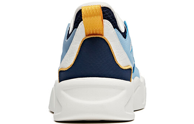 Shop 安踏生活系列低帮运动鞋'海岸蓝' 112028052-3