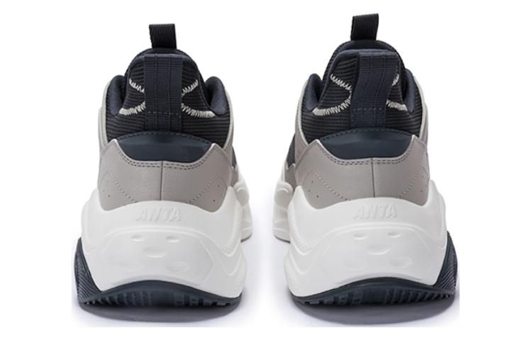 Shop 安踏生活系列低帮“灰色舒适款” 112458812S-2