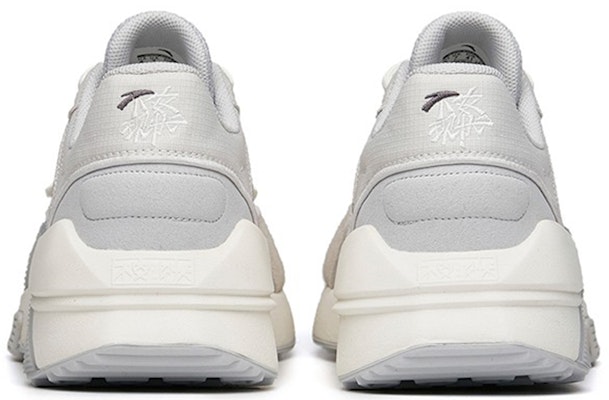 安踏生活系列低帮鞋“防震防滑白灰” 112228871-1 Shop 安踏生活系列低帮鞋“防震防滑白灰” 112228871-1