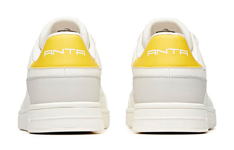 Shop 安踏生活系列低帮‘白灰’ 912038031R-4