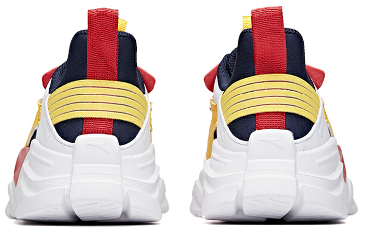 Shop Anta安踏 生活系列 低帮 運動休閒鞋 男款 白黃紅