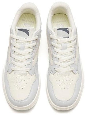 Anta Life Series Sepatu Low-Top 'Anti Selip Abu Putih' 112258068-3 Lookbook Anta Life Series Sepatu Low-Top 'Anti Selip Abu Putih' 112258068-3