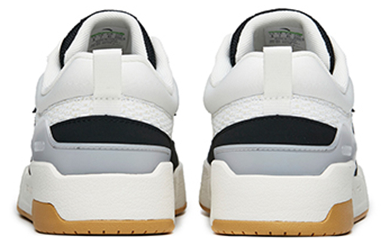 Purchase Zapatillas Anta Skateboarding Serie 'Blanco Negro Goma' 112218085-1