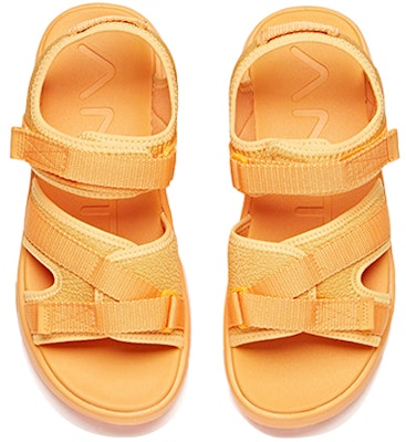 Anta Life Collection 'Yellow' 11926906-4 Lookbook Anta Life Collection 'Yellow' 11926906-4