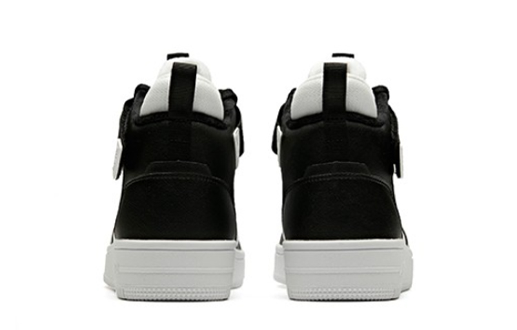 Shop Anta Lifestyle High-Top 'Black and White Plush' 91946911-4