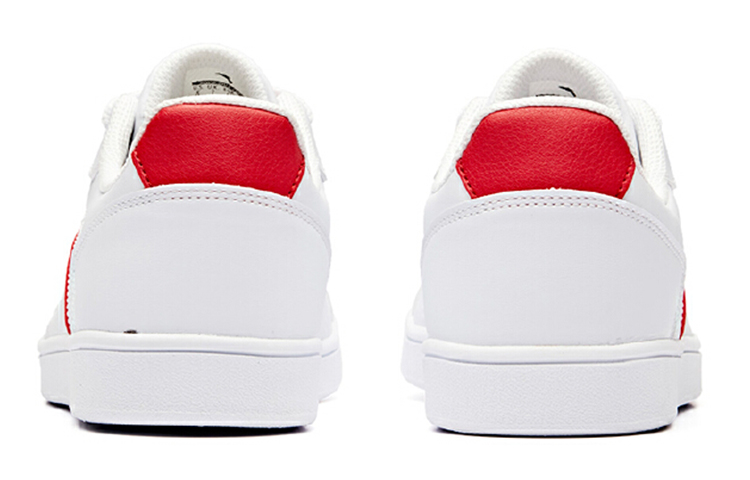 Shop Anta Lifestyle Low-Top 'White Red' 91918000-1
