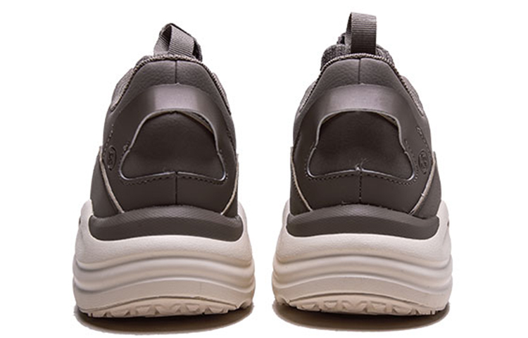 Shop Anta Sepatu Lifestyle 'Abu Hitam Putih Dad Shoe' 91848866-2