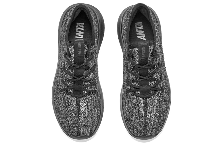 Shop Anta Lifestyle Series 'Trendy Lightweight Black and White' 91828807-5