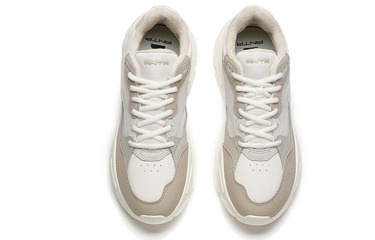 Lookbook Zapatillas Ligeras Anta Lifestyle 'Blanco Gris Fleece'. 112148860-5