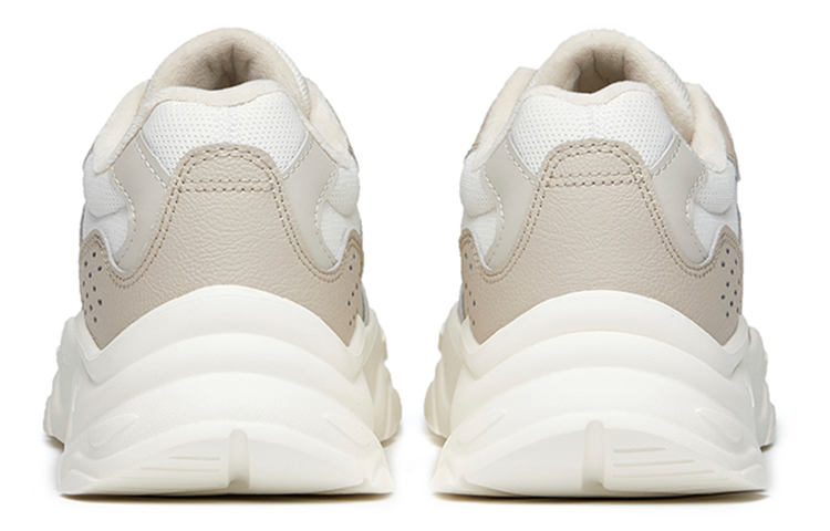 Shop Zapatillas Ligeras Anta Lifestyle 'Blanco Gris Fleece'. 112148860-5