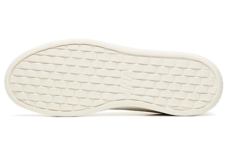 Shop Anta Lifestyle Serie Baja 'Blanco Negro' 112018060-4