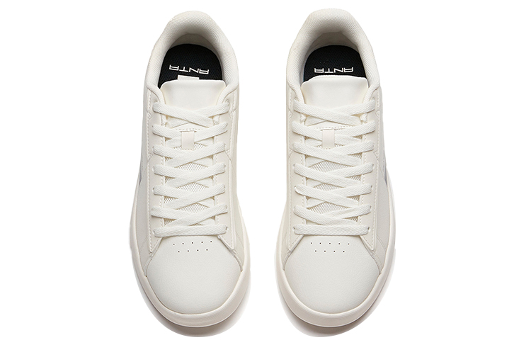 Lookbook Zapatillas Anta Lifestyle Series de Piel Baja 'Blanco Marfil'. 112048066-1