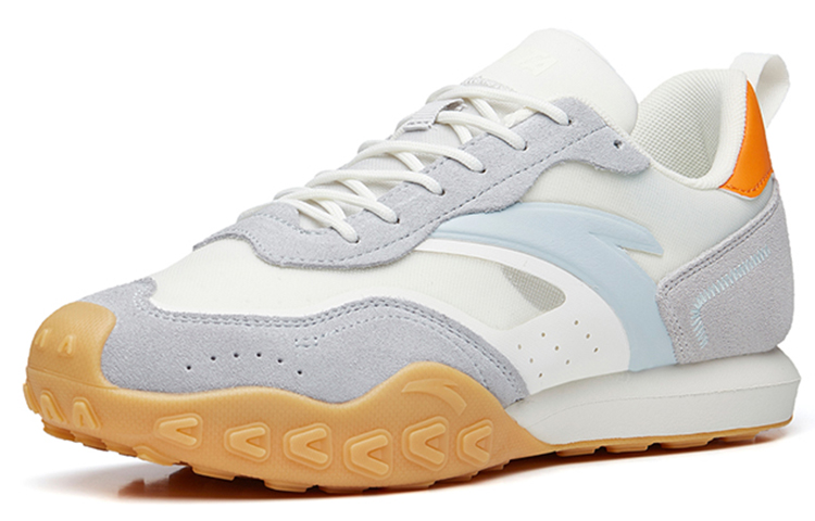 Lookbook Anta安踏 生活系列 低筒耐磨運動休閒鞋 白灰