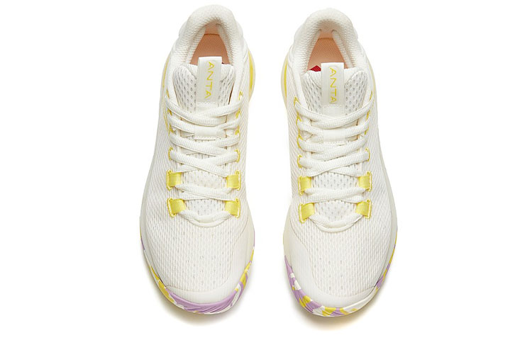 Lookbook Anta Light Bubble 2 Low 'Putih Gading' 112221616-3