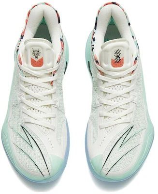 安踏轻狂 4 '龙头'篮球鞋 112321113-7 Lookbook 安踏轻狂 4 '龙头'篮球鞋 112321113-7