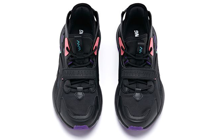Shop Anta Lingjue Training ''Schwarz Lila'' 912017012-2