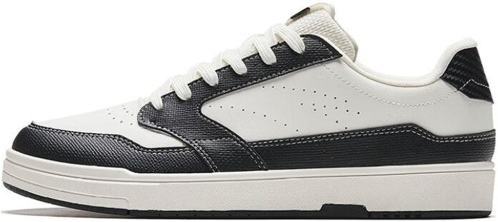 anta-low-top-black-white-112338011-2