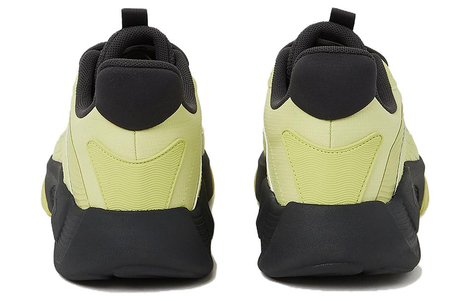 Shop Anta Low-Top 'Hijau Abu-Arang' 112318840-4