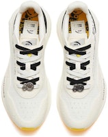 Anta Low-Top 'Putih Hitam Kuning' 112328871-6 Lookbook Anta Low-Top 'Putih Hitam Kuning' 112328871-6