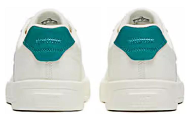 Shop 安踏防滑耐磨低幫板鞋男款白綠