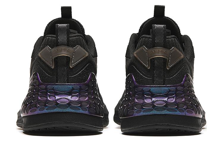 Shop Anta Low-Top Running 'Negro' 912425507-5