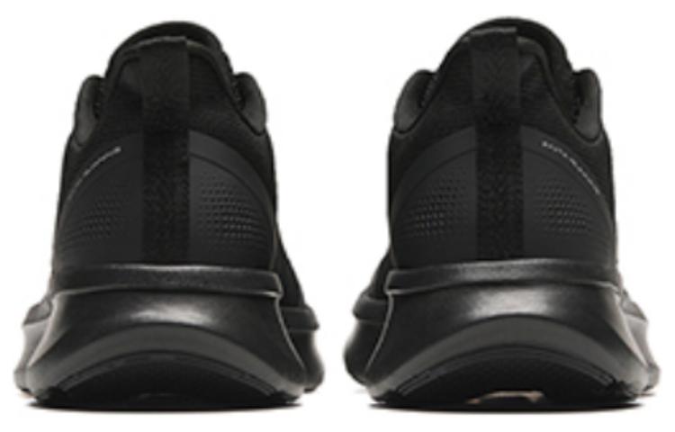 Shop Sepatu Lari Anta Low-Top 'Hitam' 112415520-6