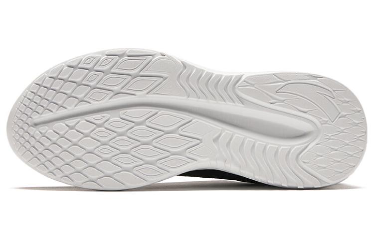 Shop Zapatillas Anta Bajas para Correr 'Comodidad Negro y Blanco'. 112415577-4