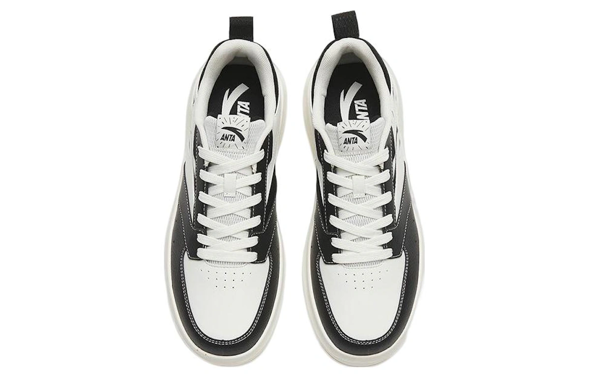 Anta Low-Top Sneaker 'Black and White'
