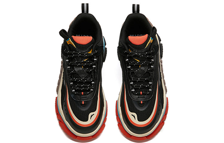 Shop Anta Baskets Basses ''Shadow Stealth Noir Jaune'' 912148027-3