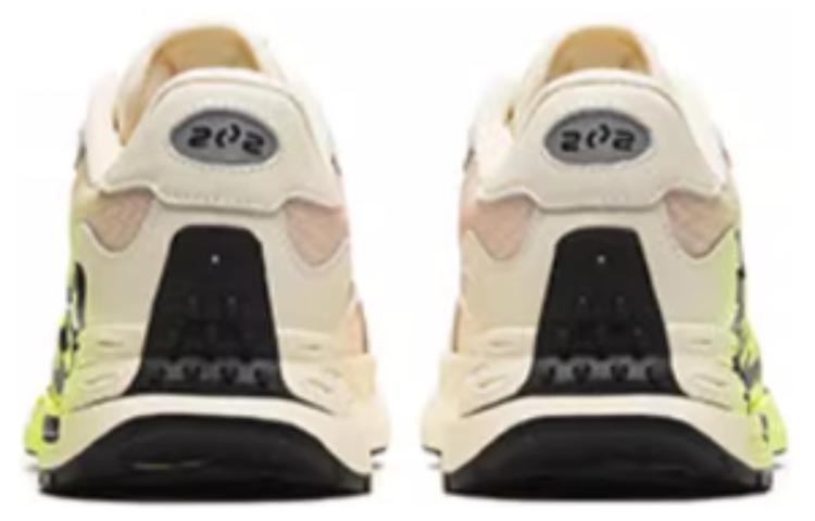 Anta Running Series Sneakers 'Beige White Green' 圖 4
