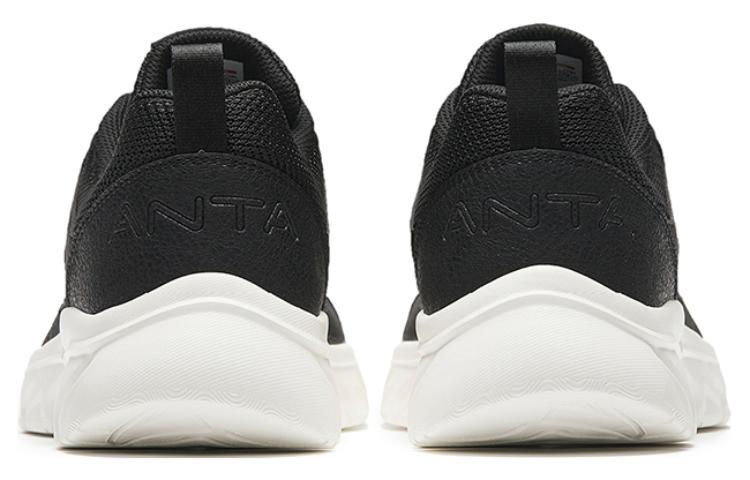 Shop Anta安踏 舒適 防滑耐磨 低筒 跑步鞋 男款 黑白