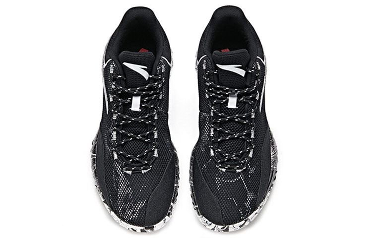 Lookbook 安踏涂鴉低筒實戰籃球鞋 黑色