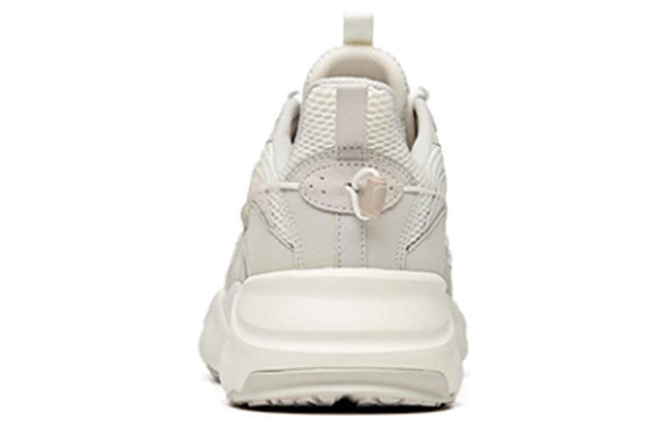 Shop 安踏低帮“灰色训练” 112037766R-1